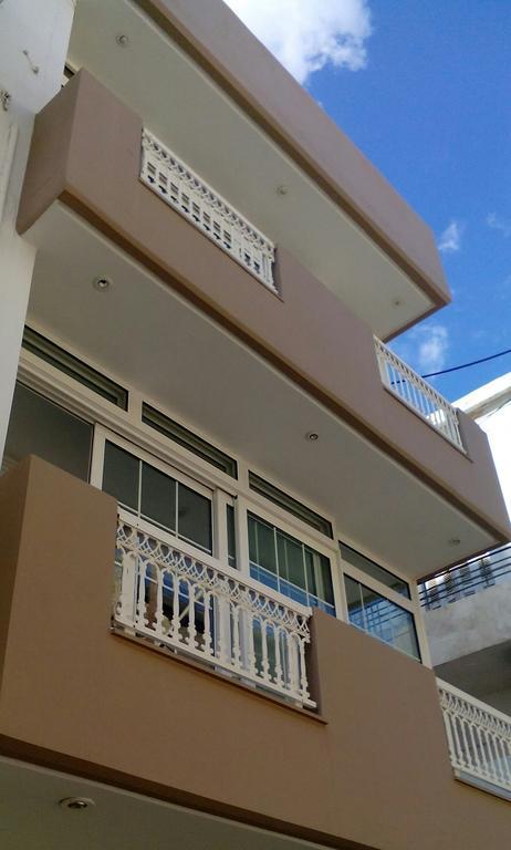 Central House Heraklion  Exterior photo